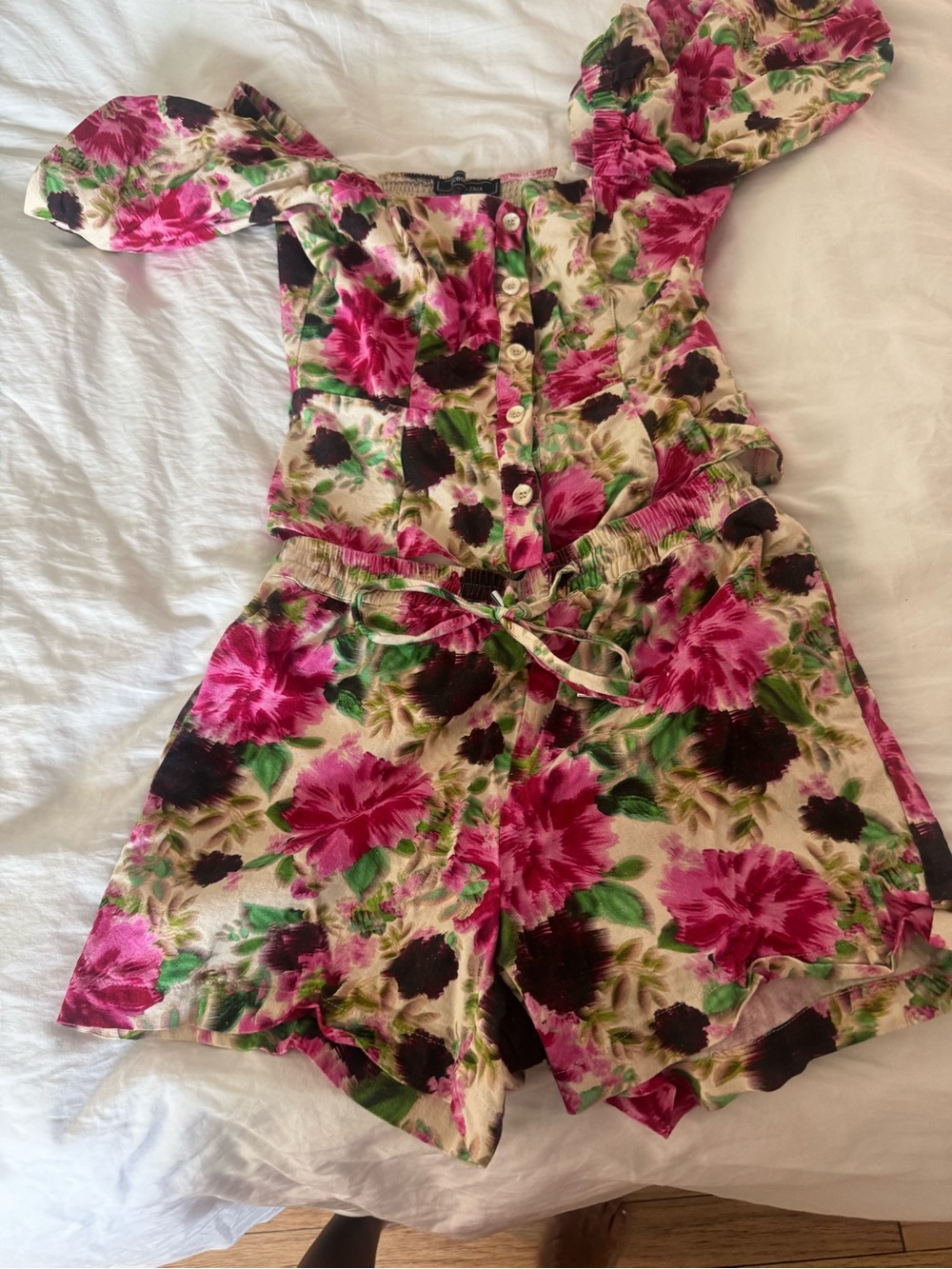 BCBGMAXAZRIA Women’s Pink Floral Top & Shorts Set